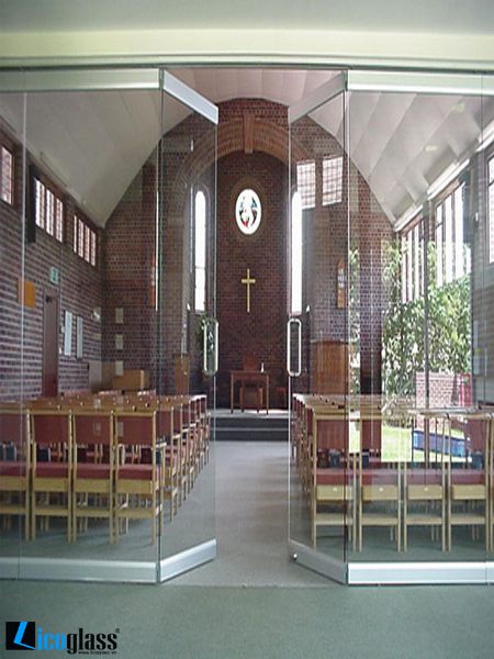 Cửa kính thủy lực 2 cánh 2 vách bên