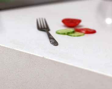 da-nhan-tao-MoreStone-trang-sua-2