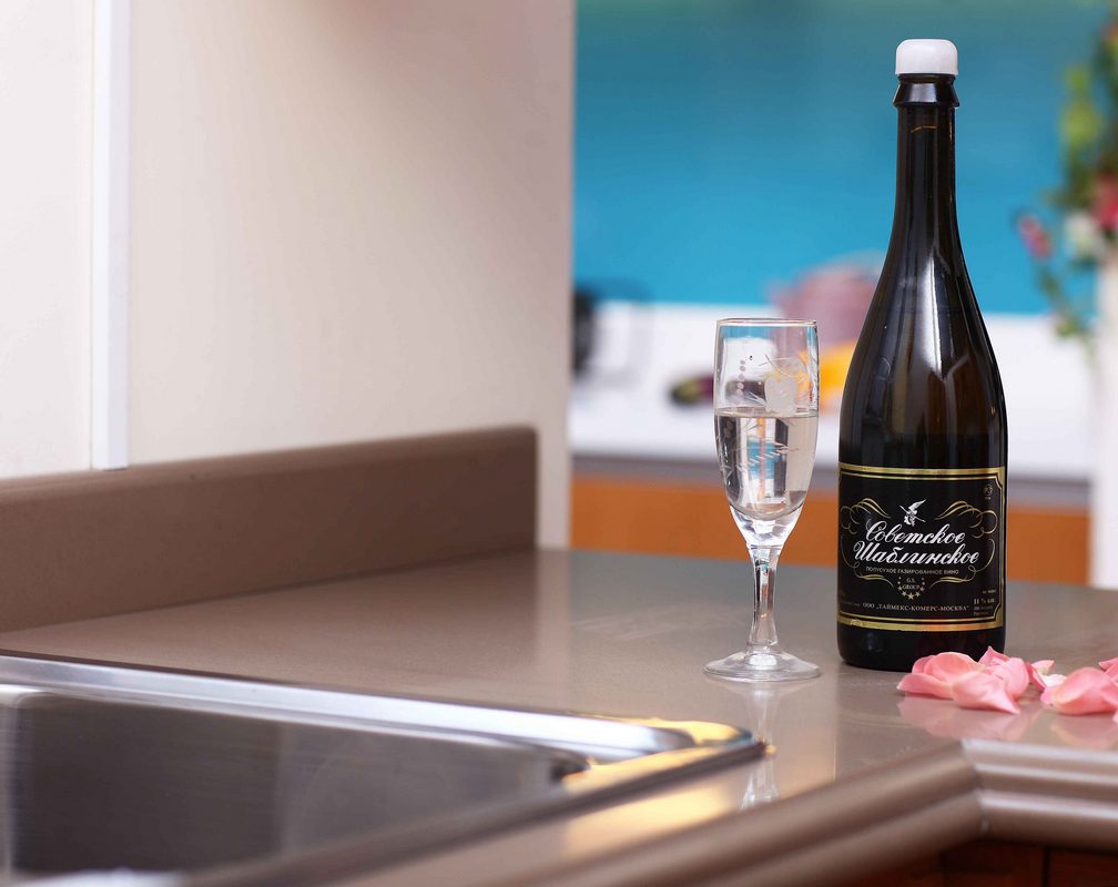 da-nhan-tao-morestone-vang-cat-2