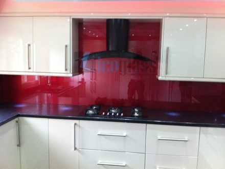 kinh-mau-op-bep-licoglass19