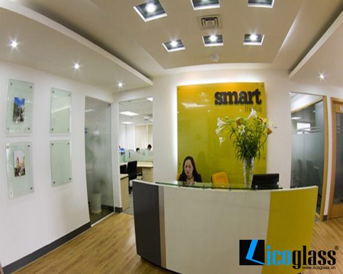 kinh-mau-van-phong11