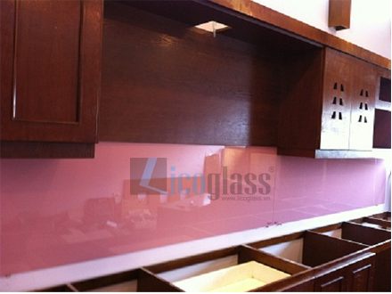 kinh-op-bep-mau-hong10