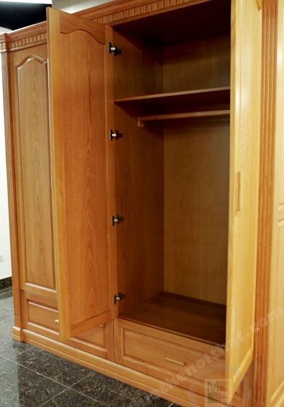 Tủ quần áo gỗ sồi 4 buồng 01