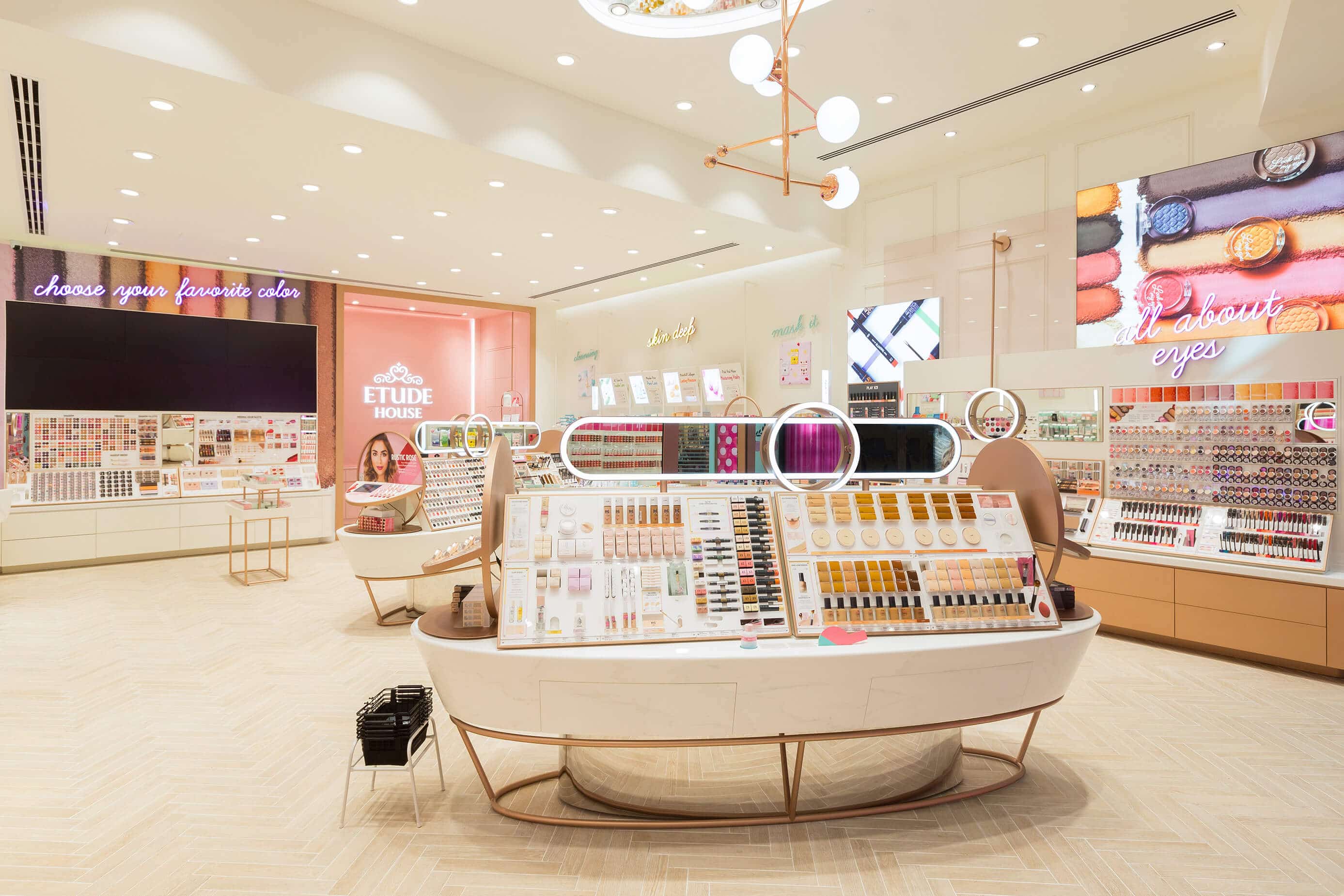 Thiết kế thi công shop mỹ phẩm