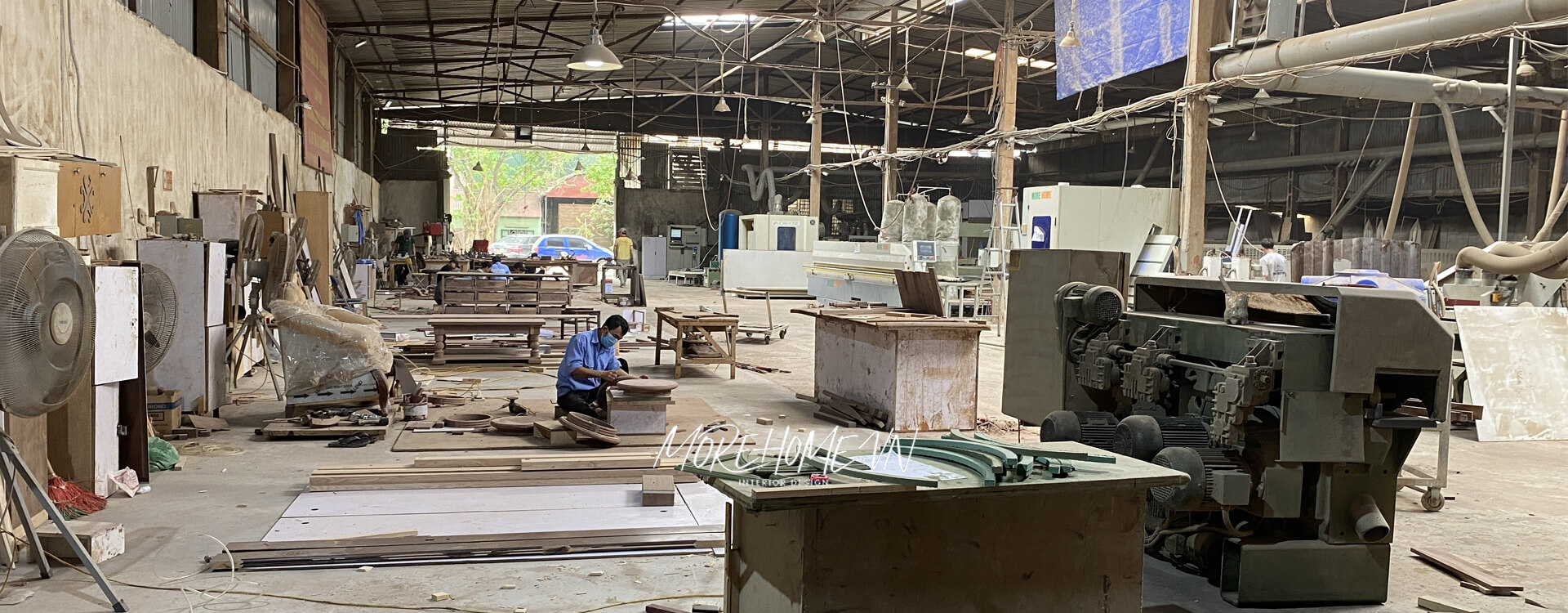 Thi công shop thời trang