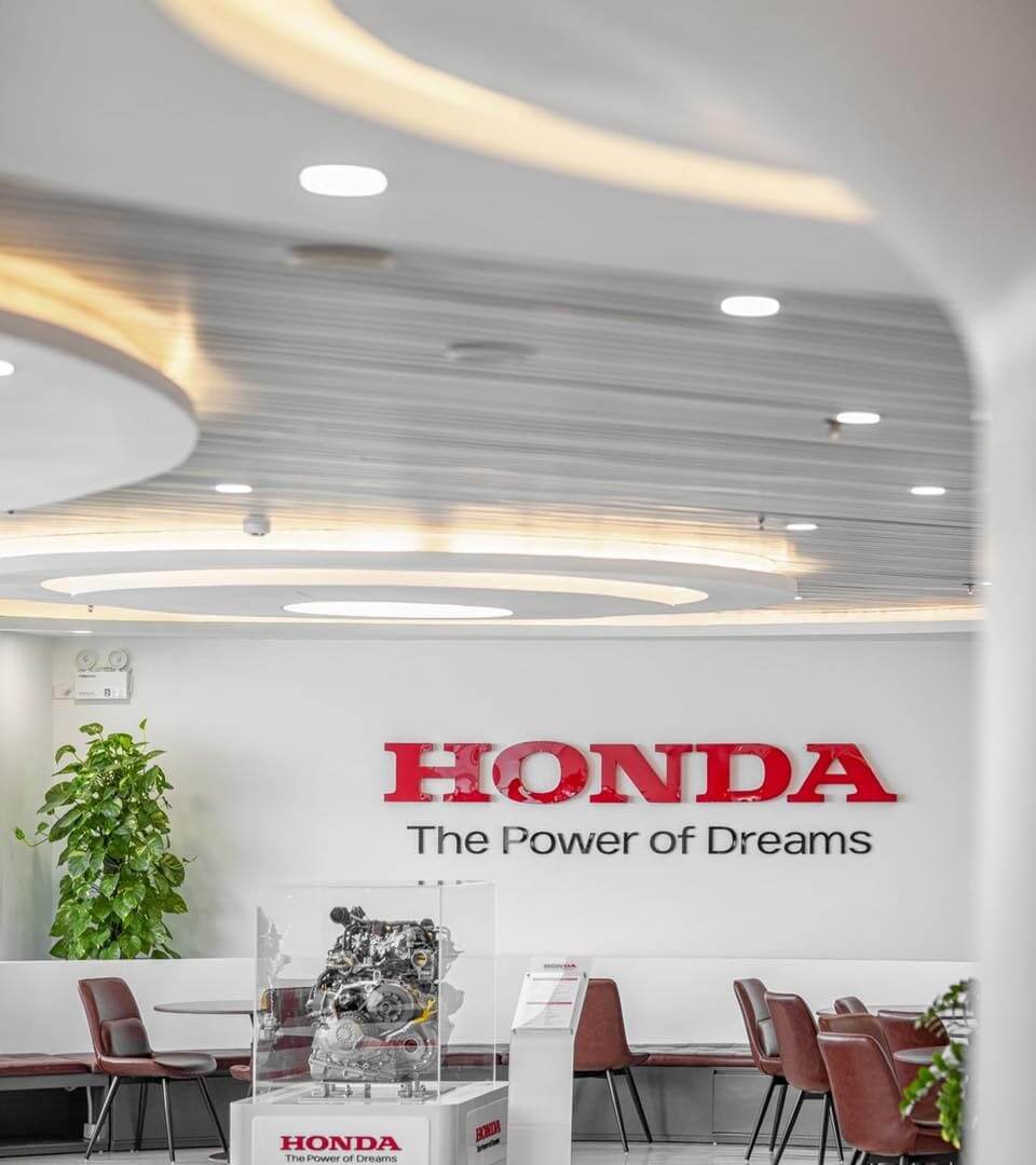 Thiết kế thi công showroom oto, xe máy