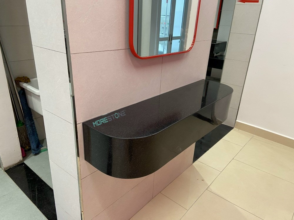 Thi công đá đen