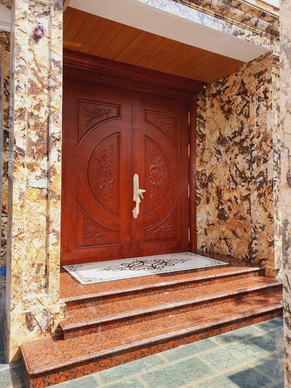 Thi công đá mặt tiền