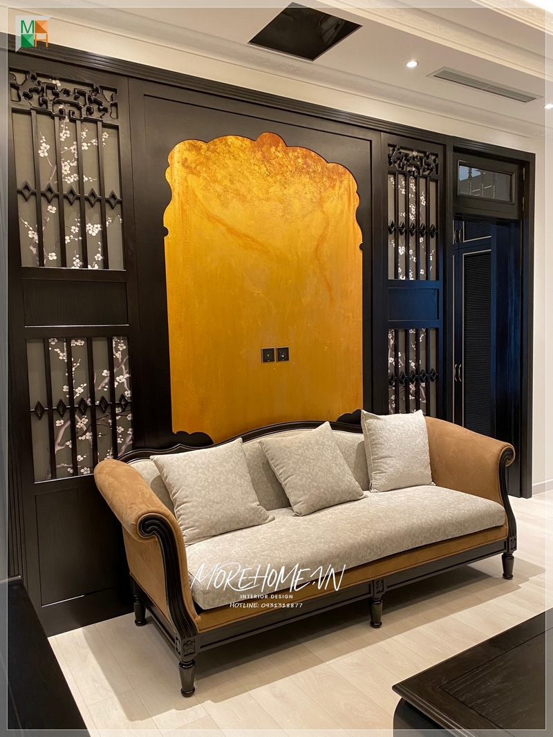 .
Sofa văng dài có tựa gỗ tự nhiên bọc nệm màu nâu theo phong cách Indochine, được thi công tiện nghi và mang lại sự quyền uy, sang trọng cho không gian.