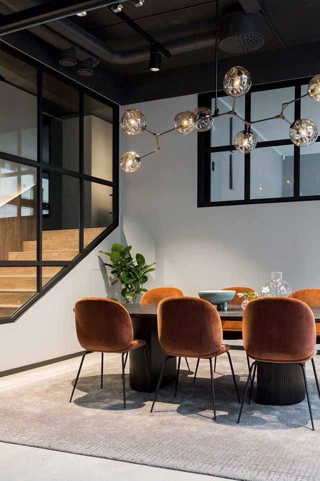 Thiết kế văn phòng bất động sản