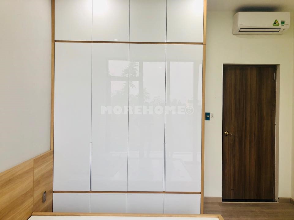 Xưởng sản xuất cửa gỗ công nghiệp