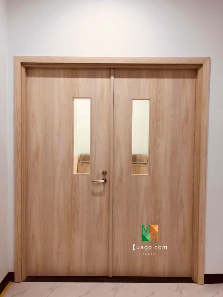 Xưởng sản xuất cửa gỗ công nghiệp