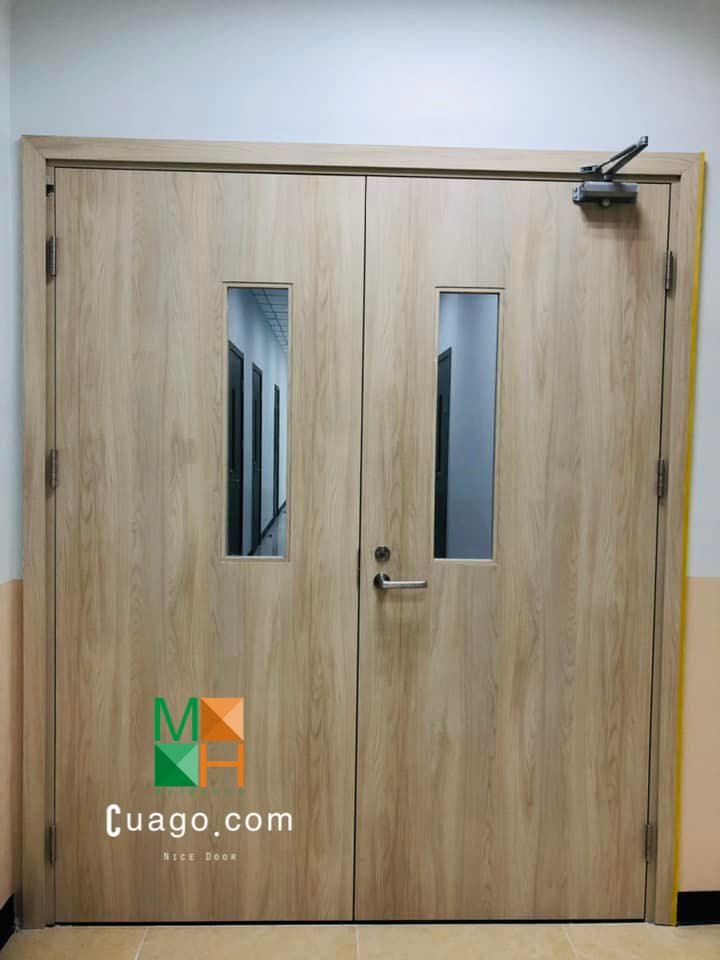 Xưởng sản xuất cửa gỗ công nghiệp