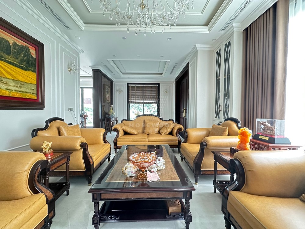 Xưởng gỗ tự nhiên tại Hà Nội