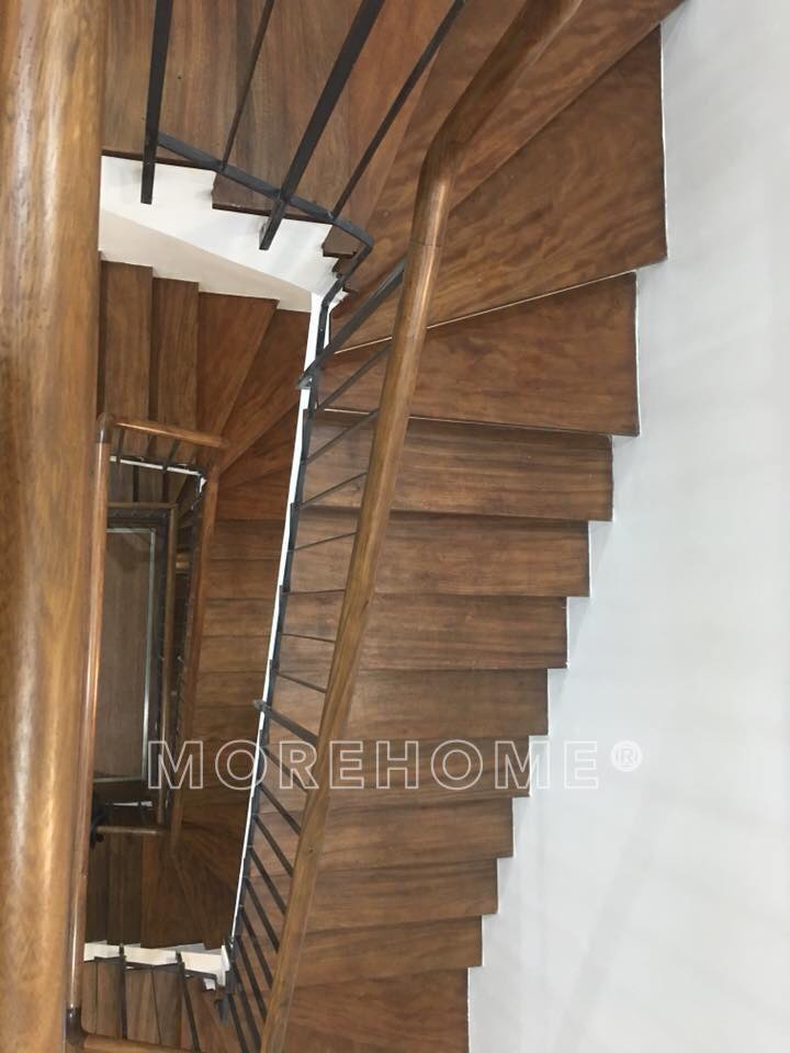 Thi công cầu thang gỗ Thi công cầu thang gỗ